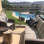 Superbe Paradis Dans Les Jardins De La Marina アルブフェイラ